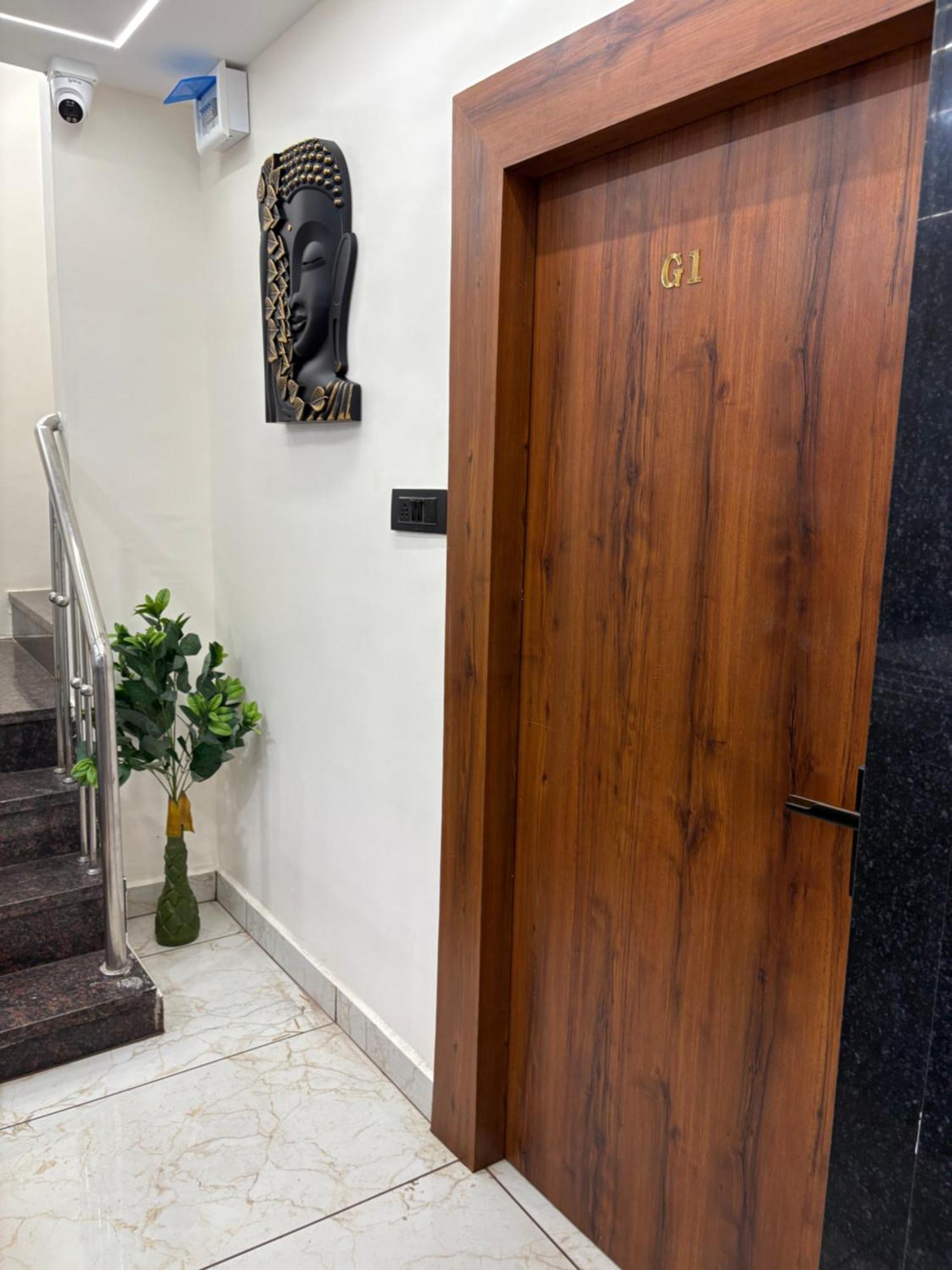 Hotel Anantshree Ujjain Bagian luar foto