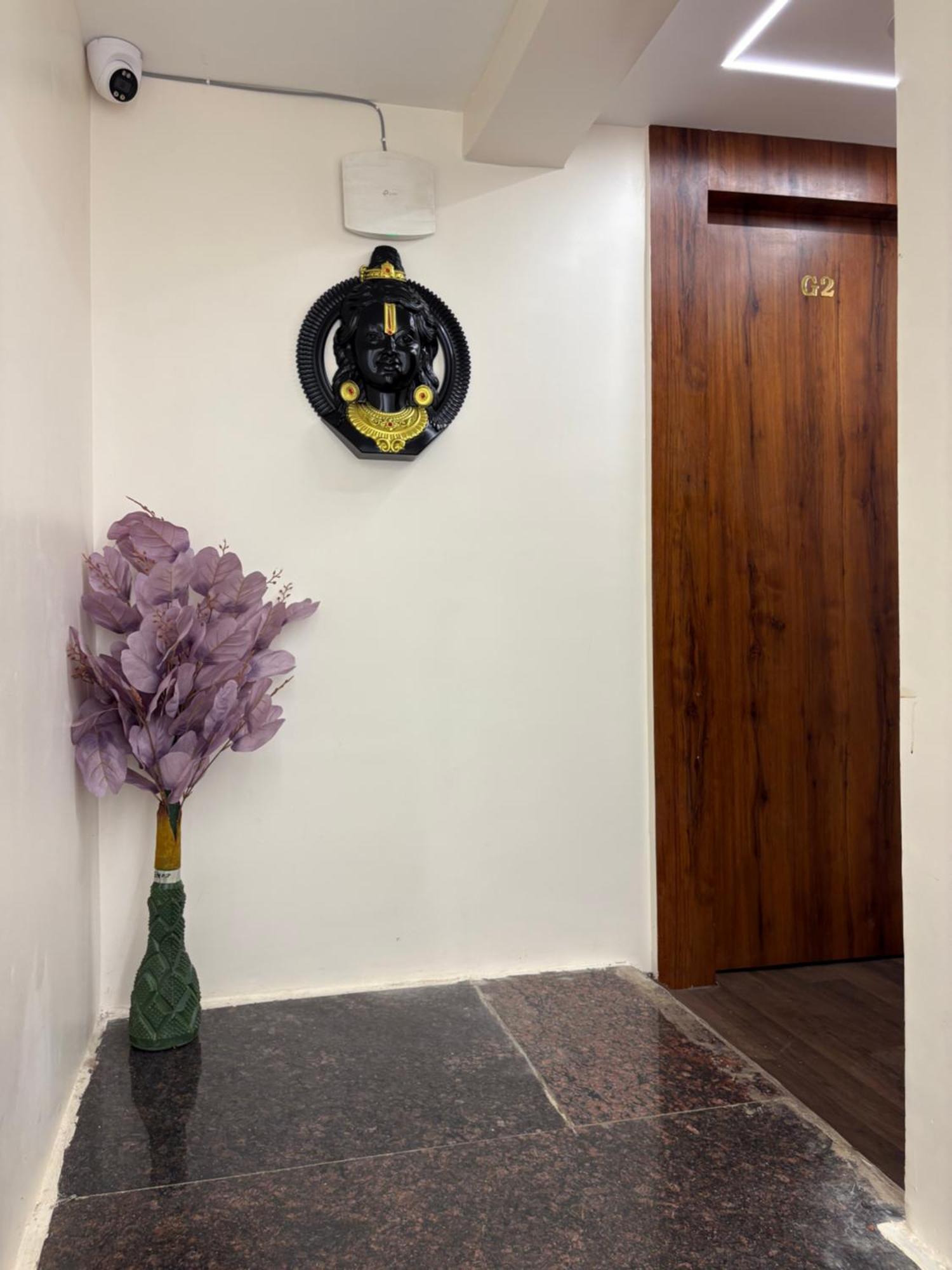 Hotel Anantshree Ujjain Bagian luar foto